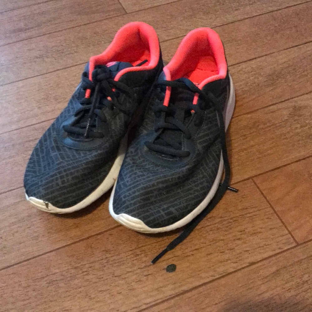 Nike shoes